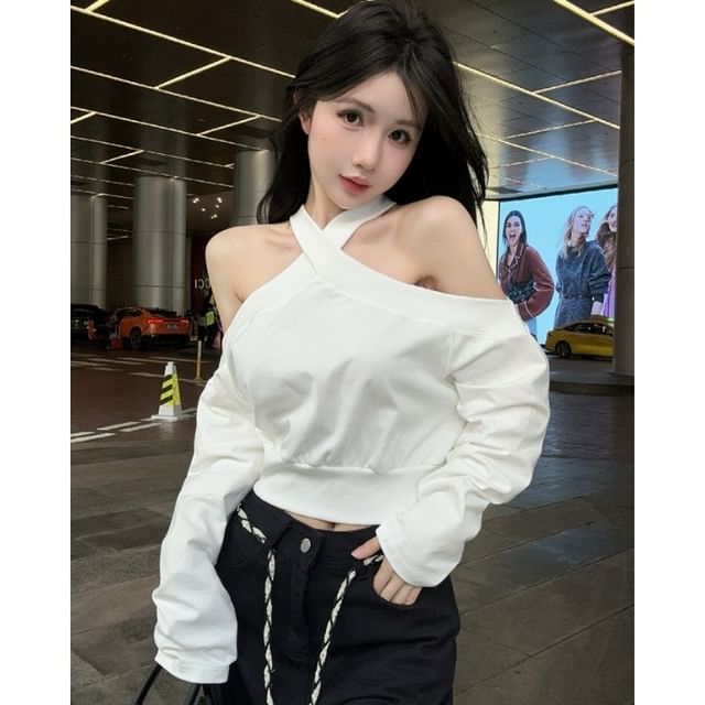 Whoosh-Cold-Shoulder Long-Sleeve Plain Crop Pullover