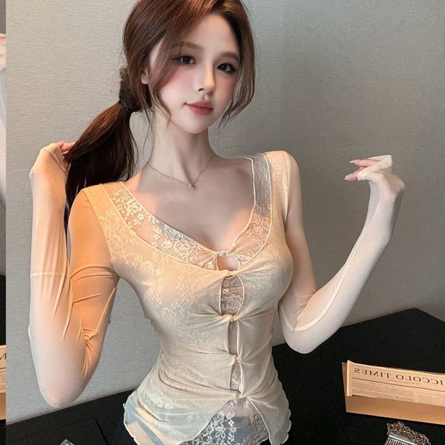 Whoosh-Long-Sleeve V-Neck Lace Top