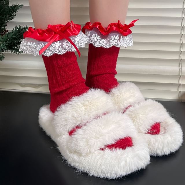 Whychunga-Lace Trim Ankle Socks