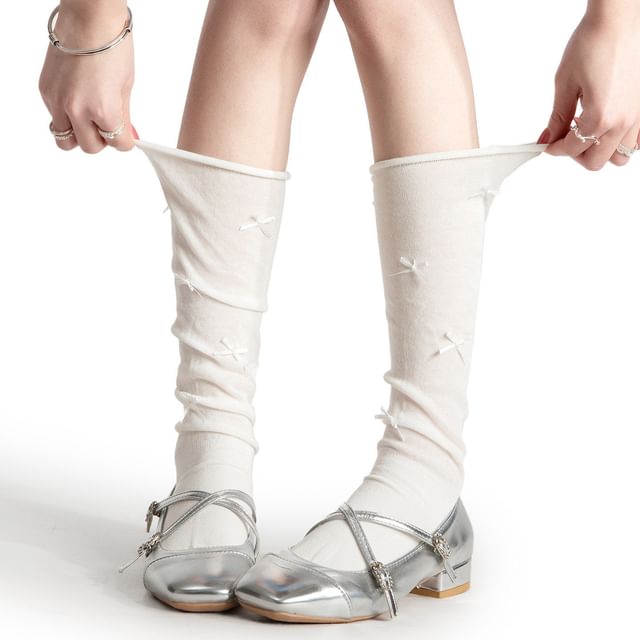 Whychunga-Plain Bow Socks
