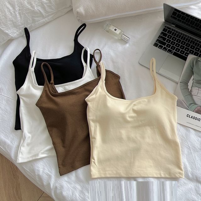 Wildery-Scoop Neck Plain Padded Crop Cami Top