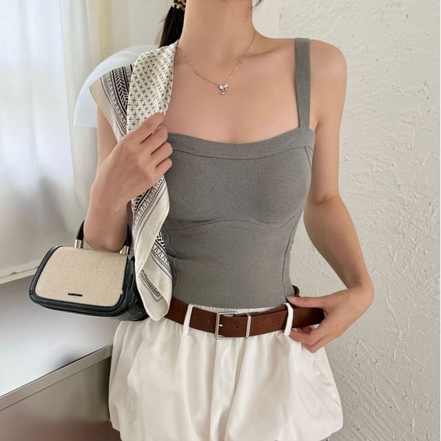 Wildery-Sleeveless Square Neck Plain Bra Top
