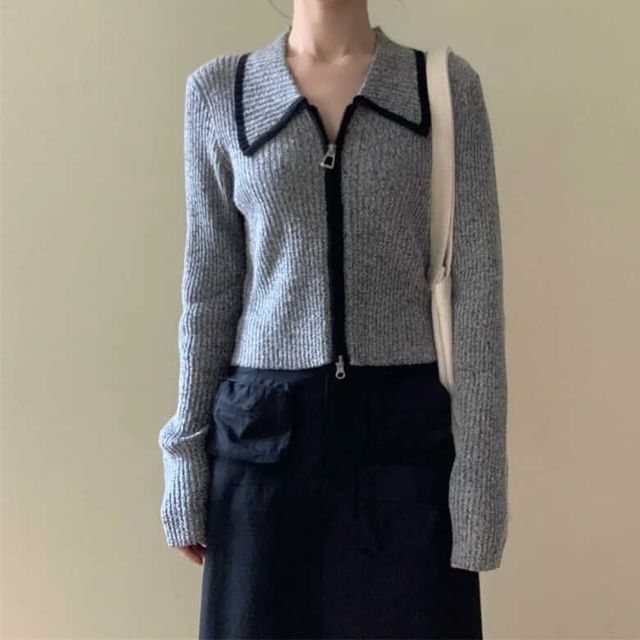 Yako-Collared Contrast Trim Zip-Up Crop Cardigan