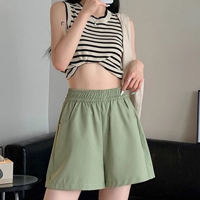 Yako-Elastic Waist Plain Shorts