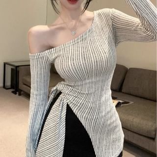 Yako-Long-Sleeve Asymmetrical Striped Top