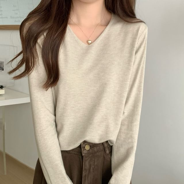 Yako-Long-Sleeve V-Neck Plain Knit Top