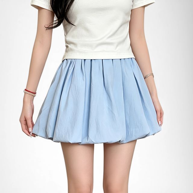 Yako-Mid Rise Plain Bubble Skorts