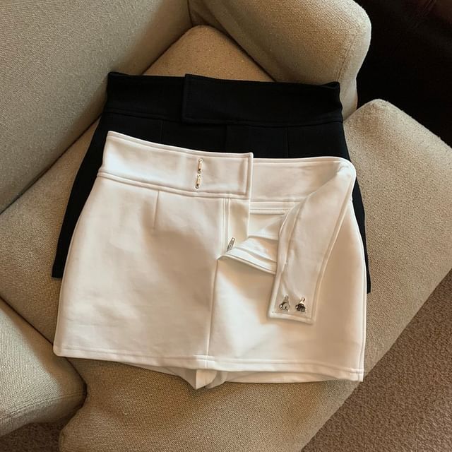 Yako-Mid Waist Plain Mini Skort