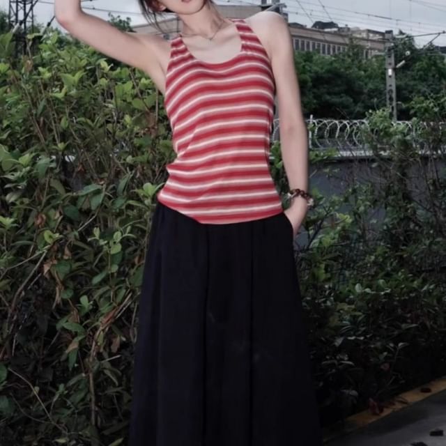 Yako-Scoop Neck Striped Tank Top