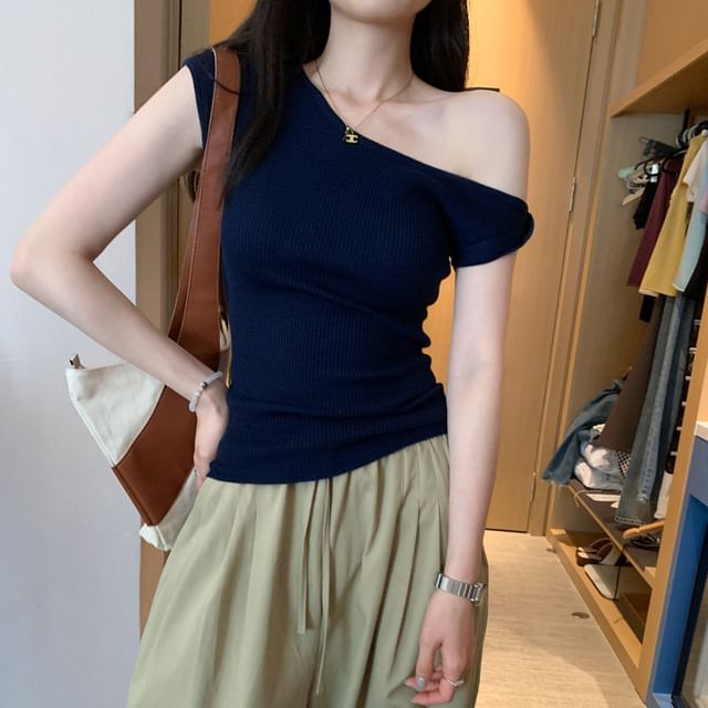 Yako-Sleeveless Off Shoulder Plain Ribbed Knit Top