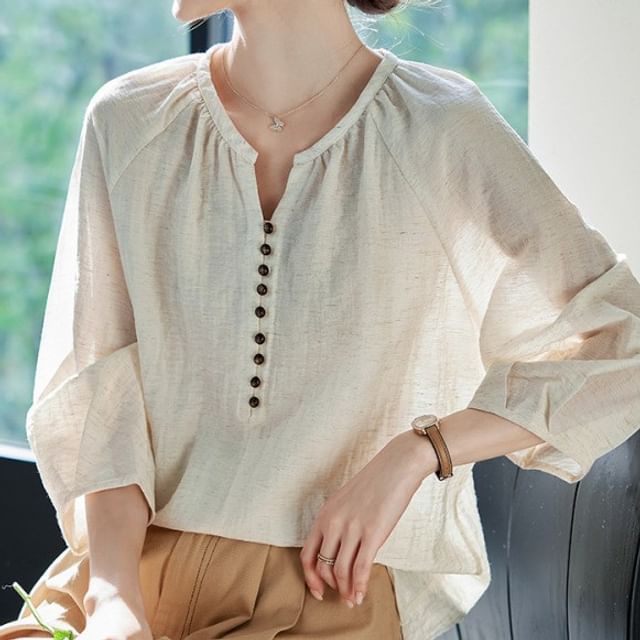 Yilda-34-Sleeve Notch Neck Plain Blouse