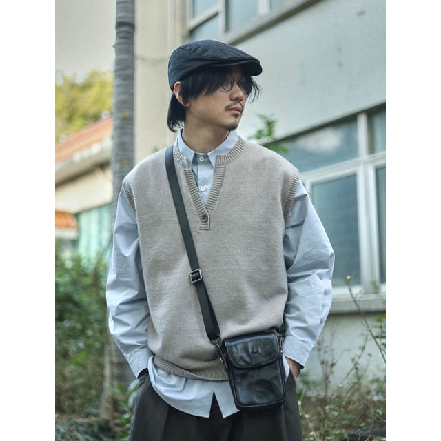 YouthDayz-Notch Neck Plain Sweater Vest