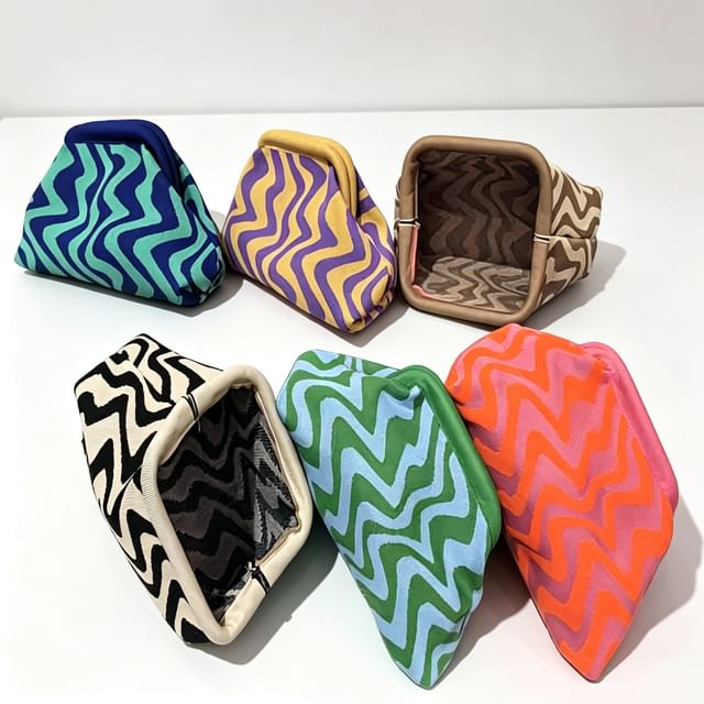 ZenlyHabit-Wavy Stripe Knit Pouch