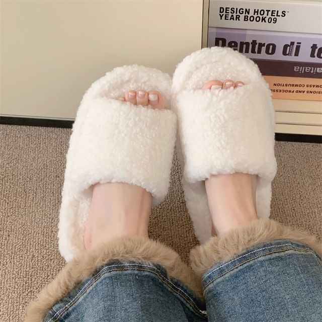 ZORI-Fleece Home Slippers