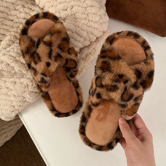 ZORI-Leopard Patterned Fluffy Home Slippers