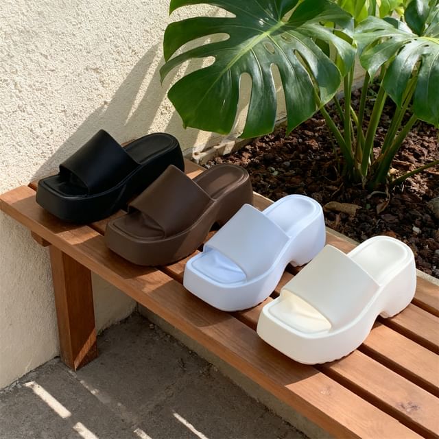ZORI-Plain Platform Slide Sandals